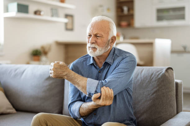 Why Cold Temperatures Increase Joint Discomfort in Older Adults